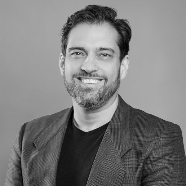 United Staff BW Web Geoff Stanley