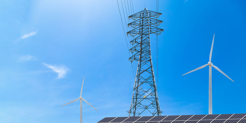 Renewable,Energy,And,Transmission,Lines