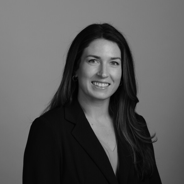 United Staff BW Web Emma Hibbard