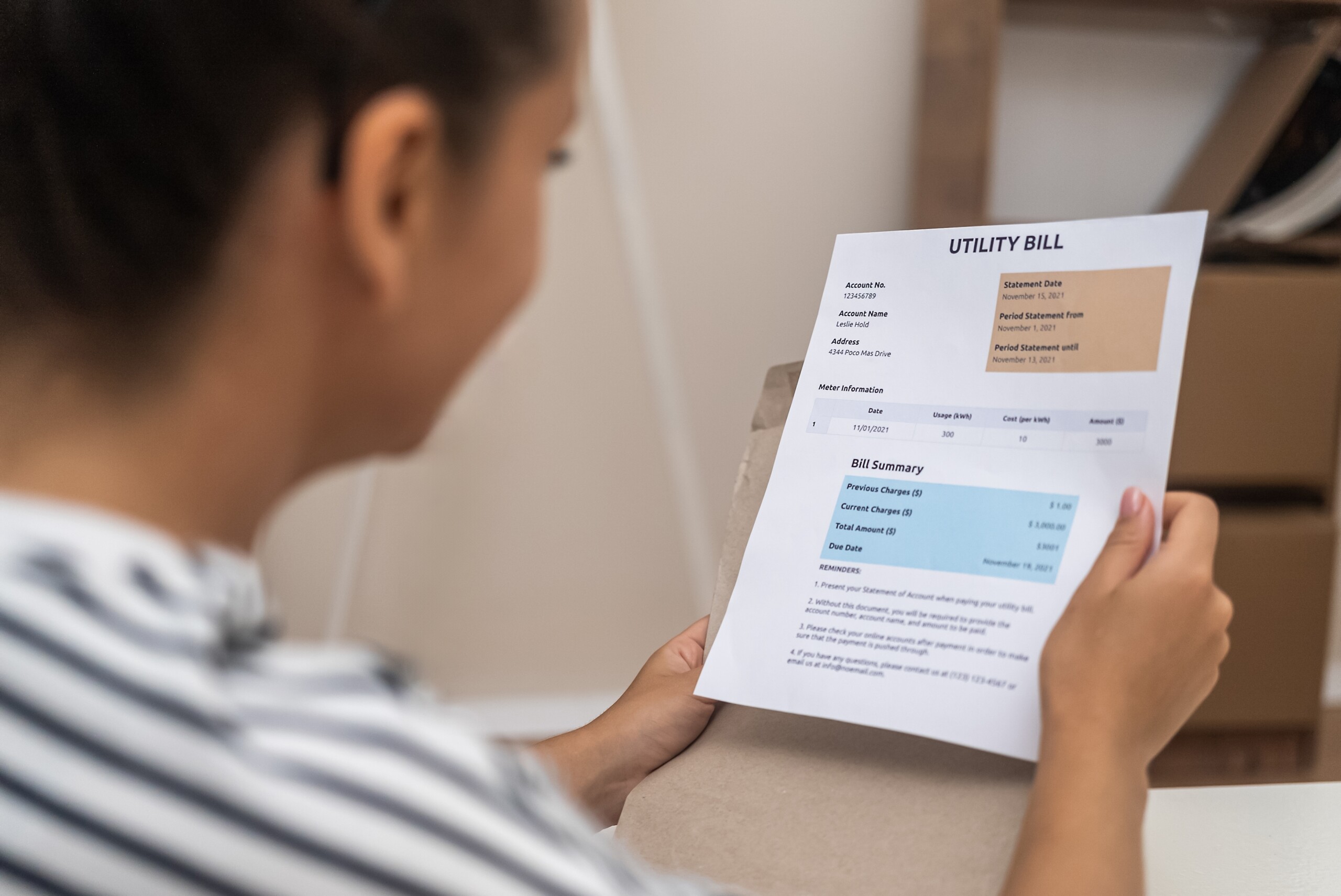 Electronic,Invoice:,A,Close up,Captures,A,Woman,Reading,Utility,Bills