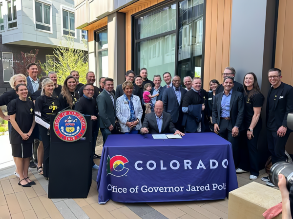 Groundbreaking ‘Grid of the Future bill 2048x1536