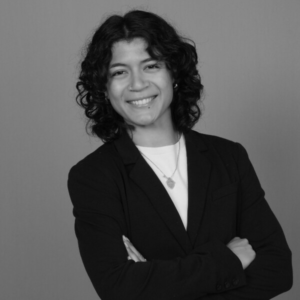 United Staff BW Web Carolena Bellini