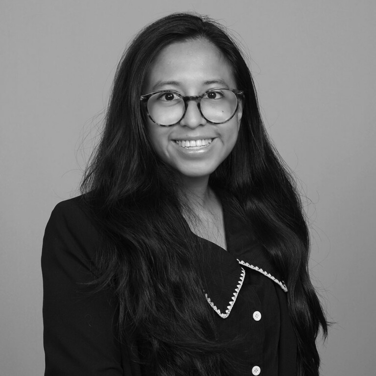 United Staff BW Web Diana Tapia Ramon